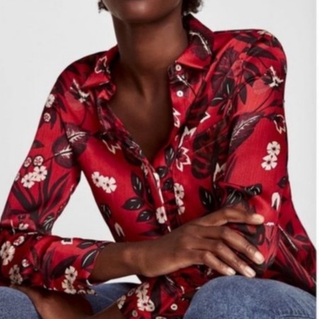 Zara Basics Button-Down Top Euc